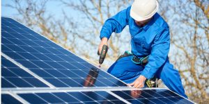Installation Maintenance Panneaux Solaires Photovoltaïques à Chassagnes
